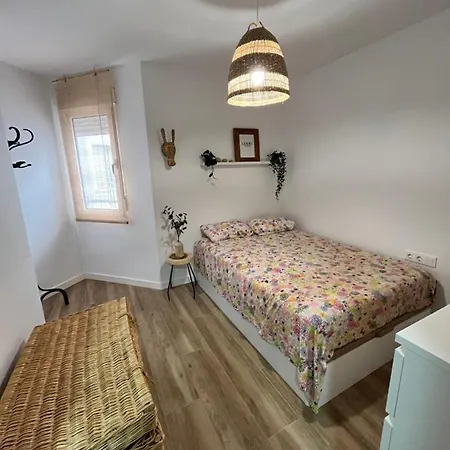 Anne'S Corner Apartment La Cala Del Moral Exterior photo